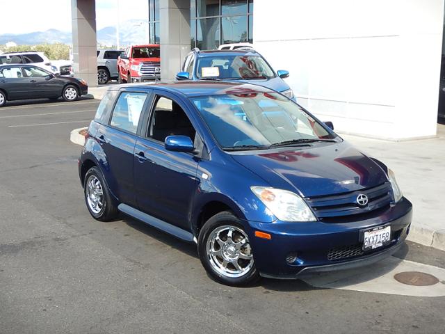 2005 Scion xA